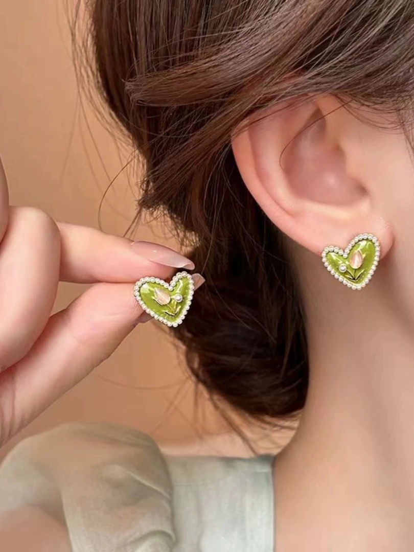 铜合金仿珍珠耳饰 1074《倒转流年》郁金香爱心耳钉小众设计轻奢