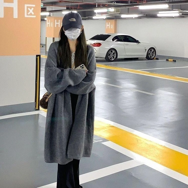 秋冬装复古软糯灰色中长款针织衫外套女御姐风百搭别致廓形毛衣潮