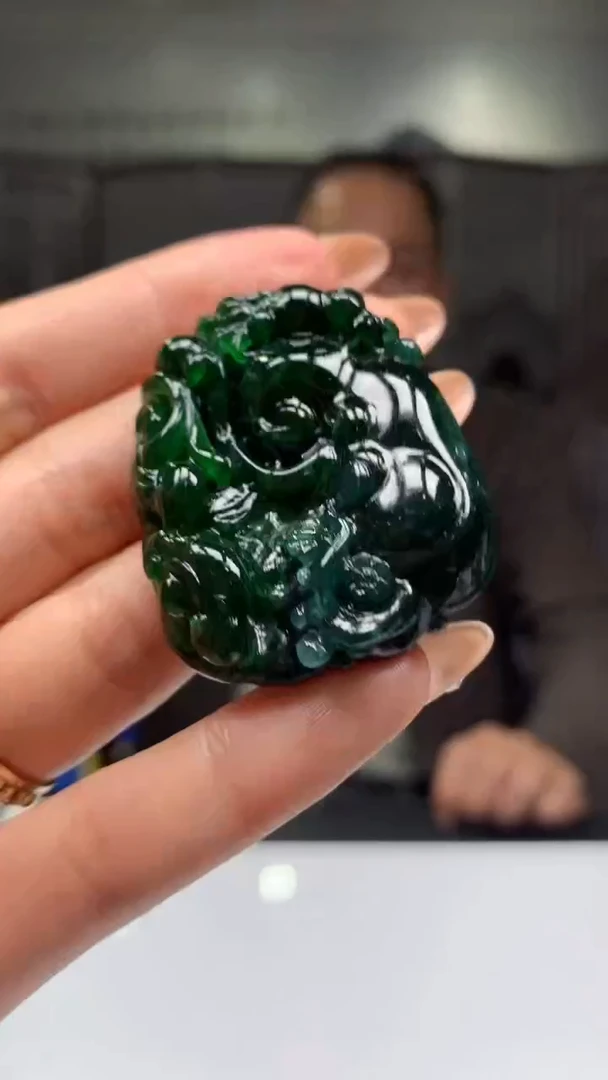 【闪购商品】定制翡翠未镶嵌1010yz-毛货挂件133