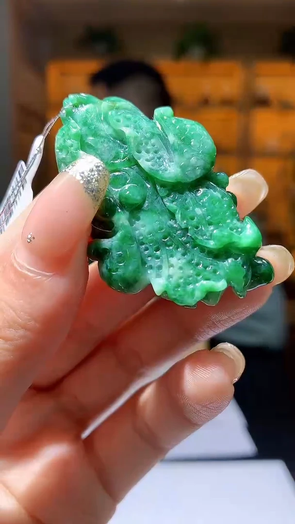 【闪购商品】定制翡翠未镶嵌1025xd-毛货挂件41