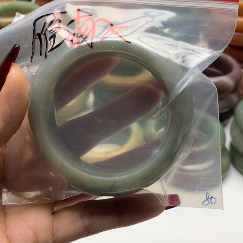 【闪购商品】石英质玉手镯合金雁****言