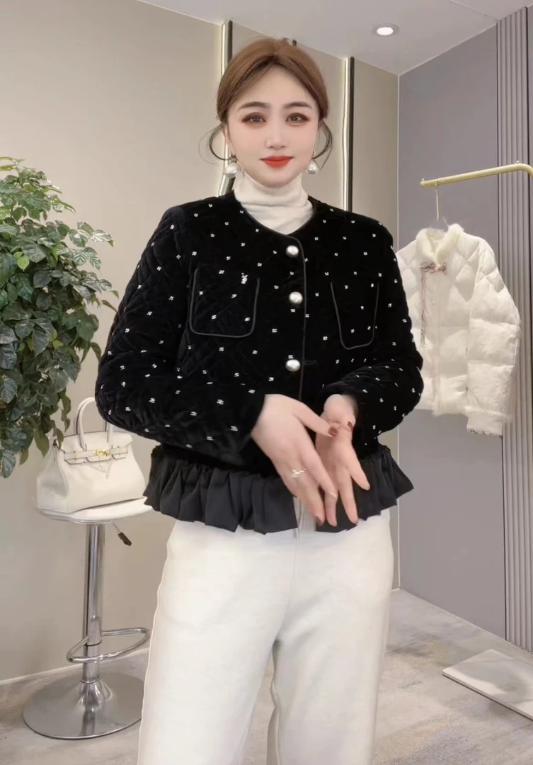 新款气质时尚重工钉珠镶钻轻奢设计师荷叶边百搭加棉外套