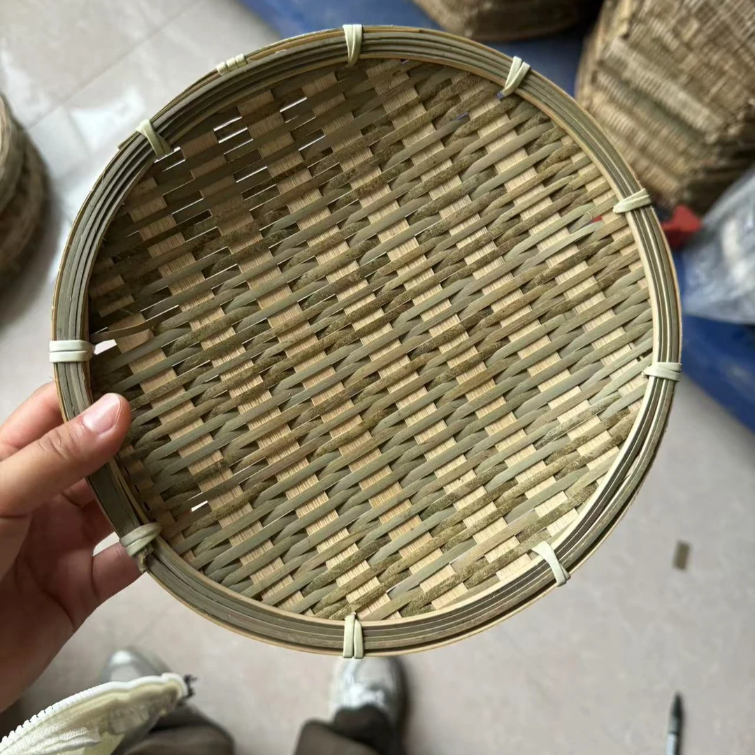 手工编织圆形水果盘竹编