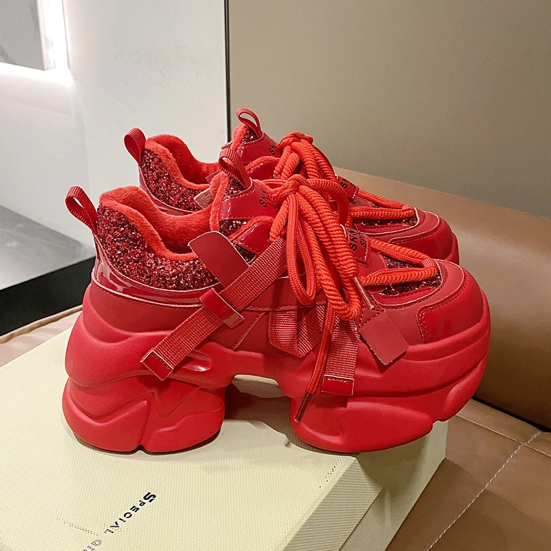 加绒老爹鞋女ins潮2024新款秋冬小个子百搭厚底红色运动休闲婚鞋