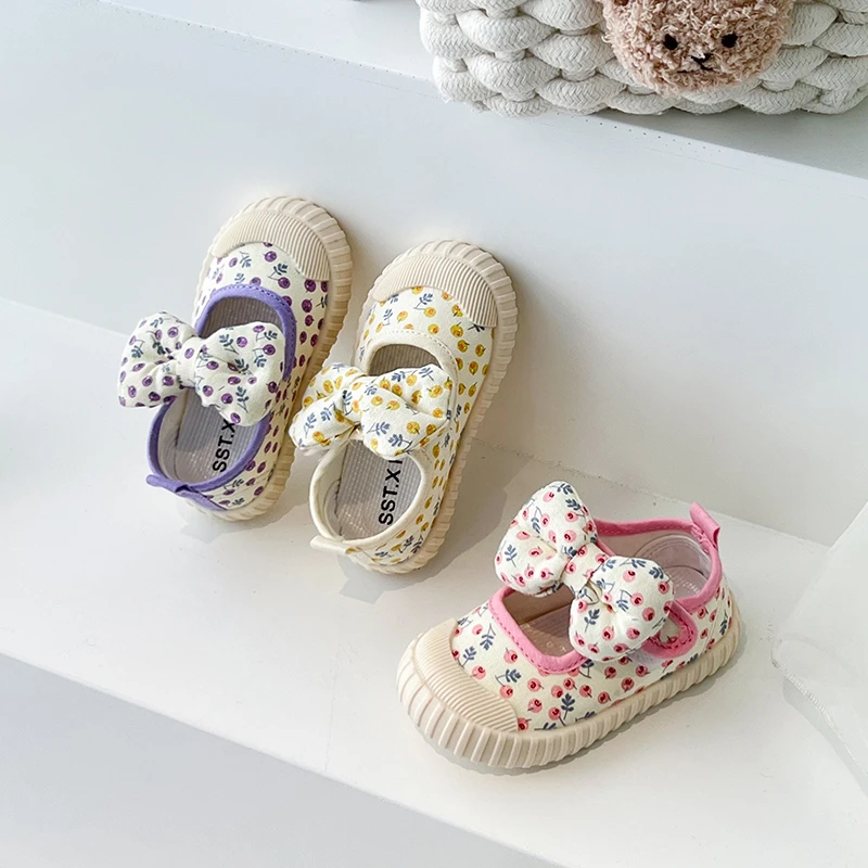 儿童帆布鞋蝴蝶结女童软底休闲鞋春季新款魔术贴百搭软底中小童百