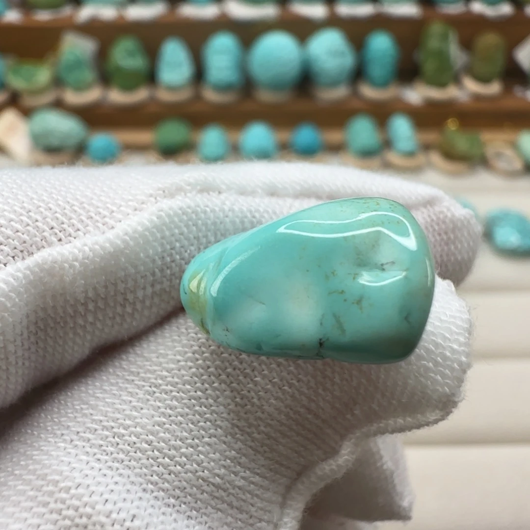 【闪购商品】绿松石随形未镶嵌
