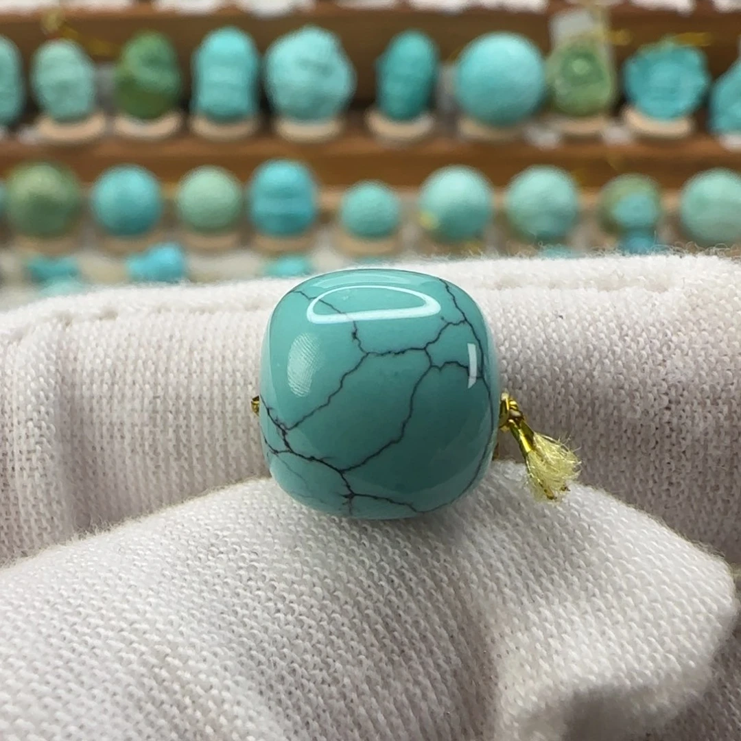 绿松石尺寸11mm 未镶嵌