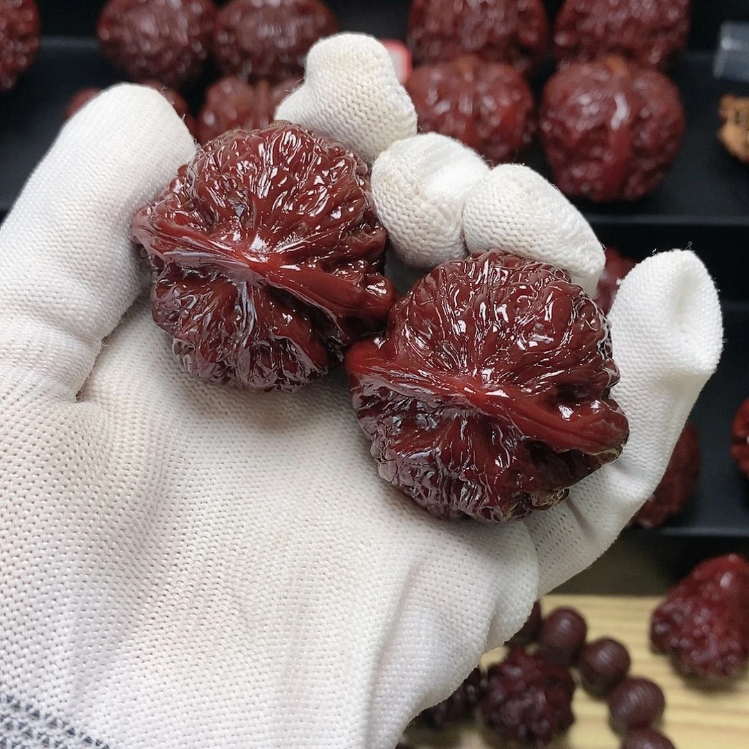 文玩核桃把件龙岩