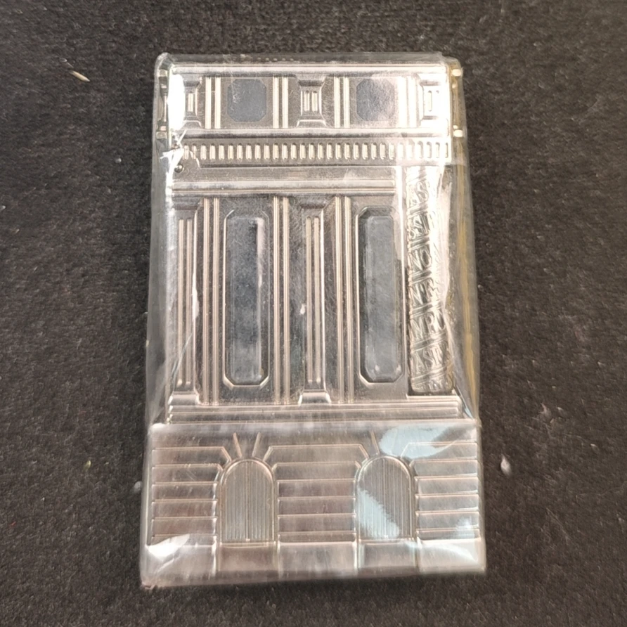 DP-旺多姆广场充气打火机