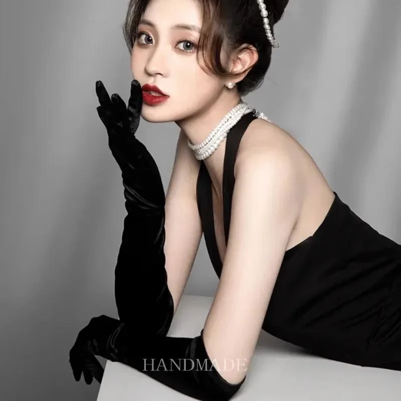 礼服黑色防晒手套法式复古赫本风薄长款袖套女士缎面感配婚纱旗袍