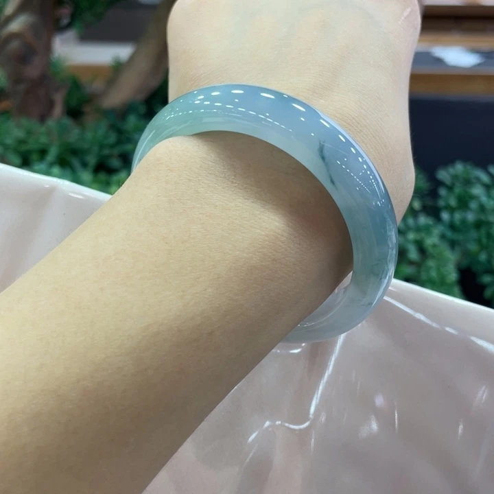 【闪购商品】翡翠手镯未镶嵌翡翠手镯