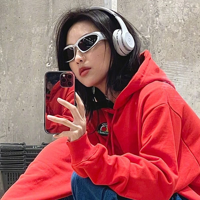 骑行太阳眼镜女银色未来科技感Y2K街头运动骑车千禧辣妹防风墨镜