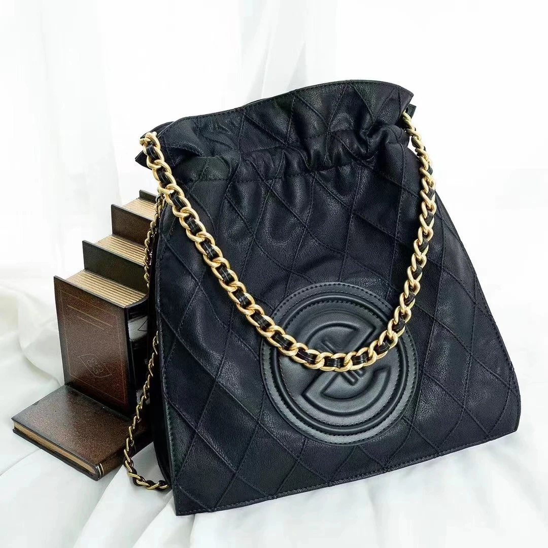 JANITINO/佳妮蒂诺新款轻奢百搭时尚百搭单肩包链条2761黑