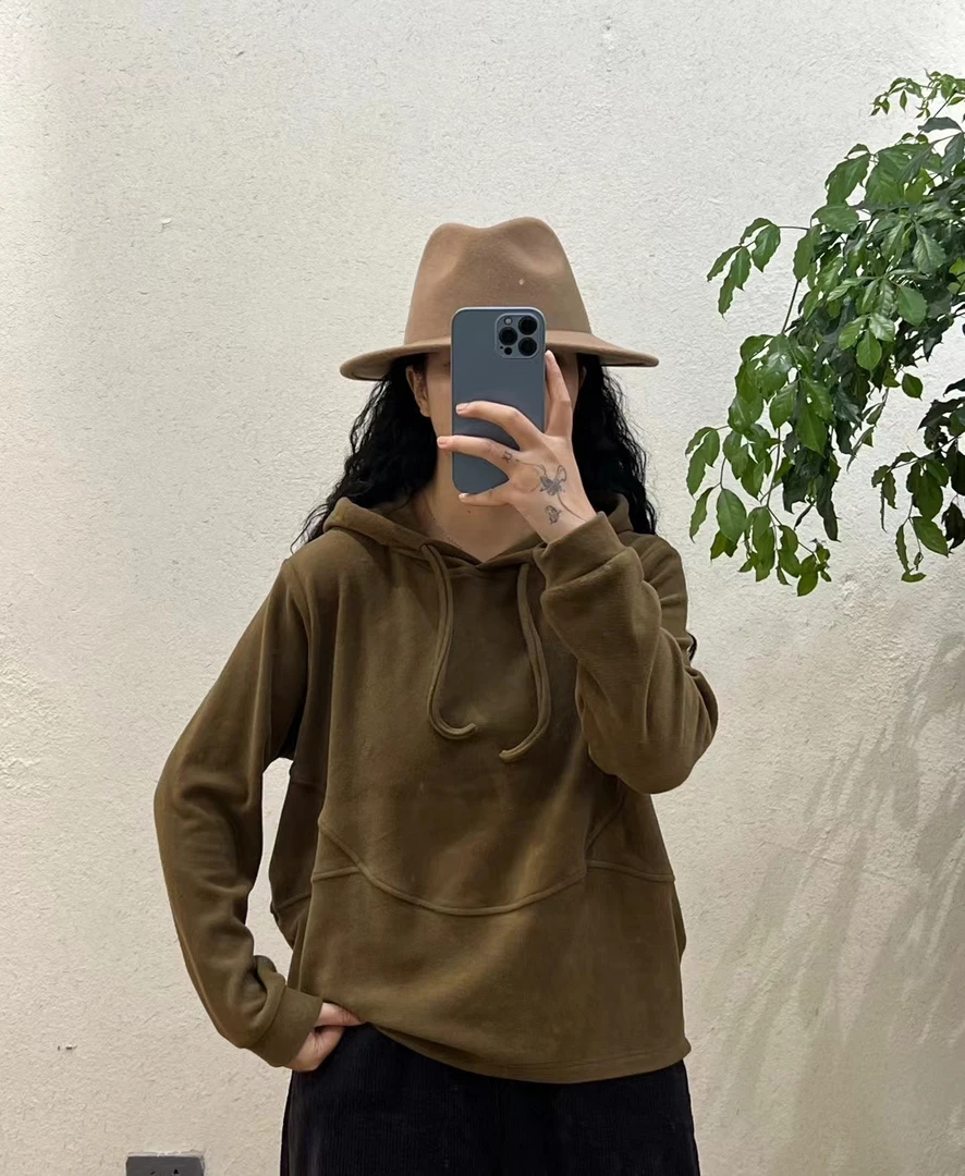 带帽双面绒休闲衫