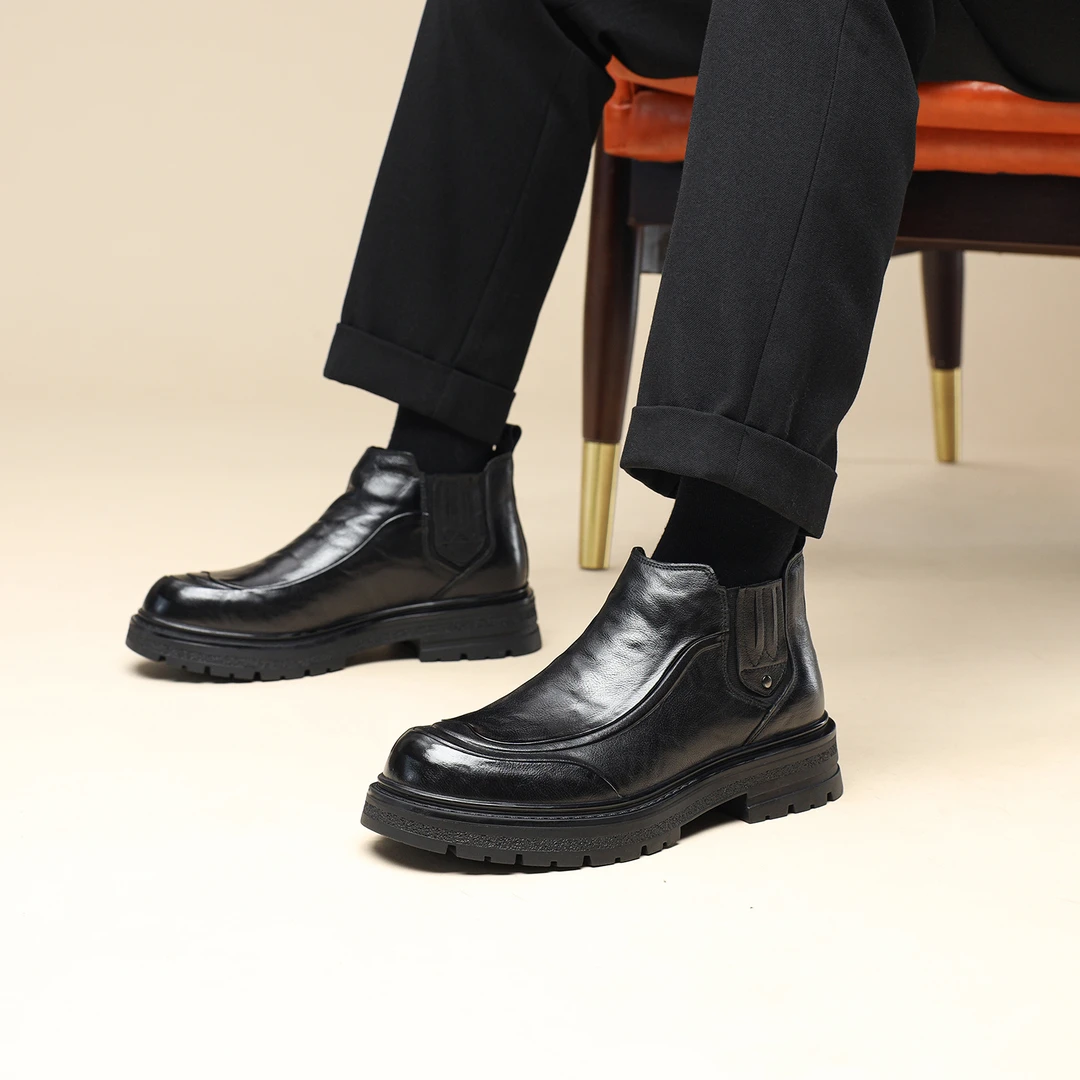 男士皮鞋休闲真皮高帮冬季皮靴时尚男士皮鞋休闲真皮高帮冬季皮靴