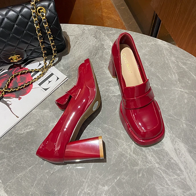 【7公分】2025早春新款复古英伦风漆皮乐福鞋深口方头粗跟高跟单鞋