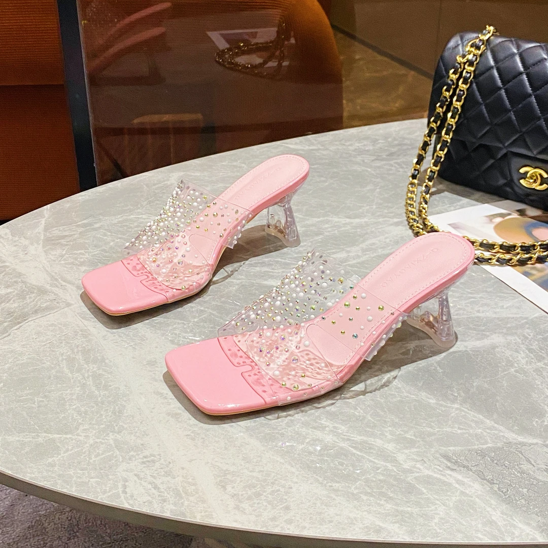 【5公分】2024夏新款仙女风珠珠水钻粗跟方头露趾外穿低跟一字拖