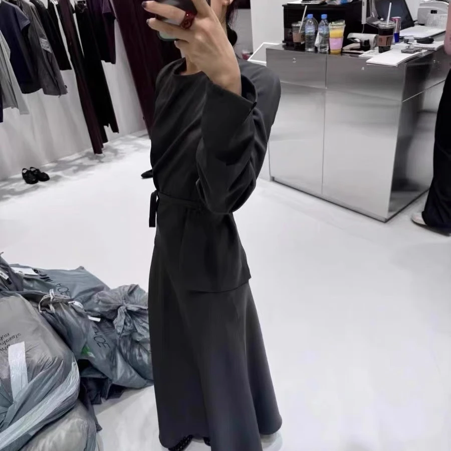 韩国东大门pouch女2024秋气质圆领后系扣长袖衬衫半身裙套装