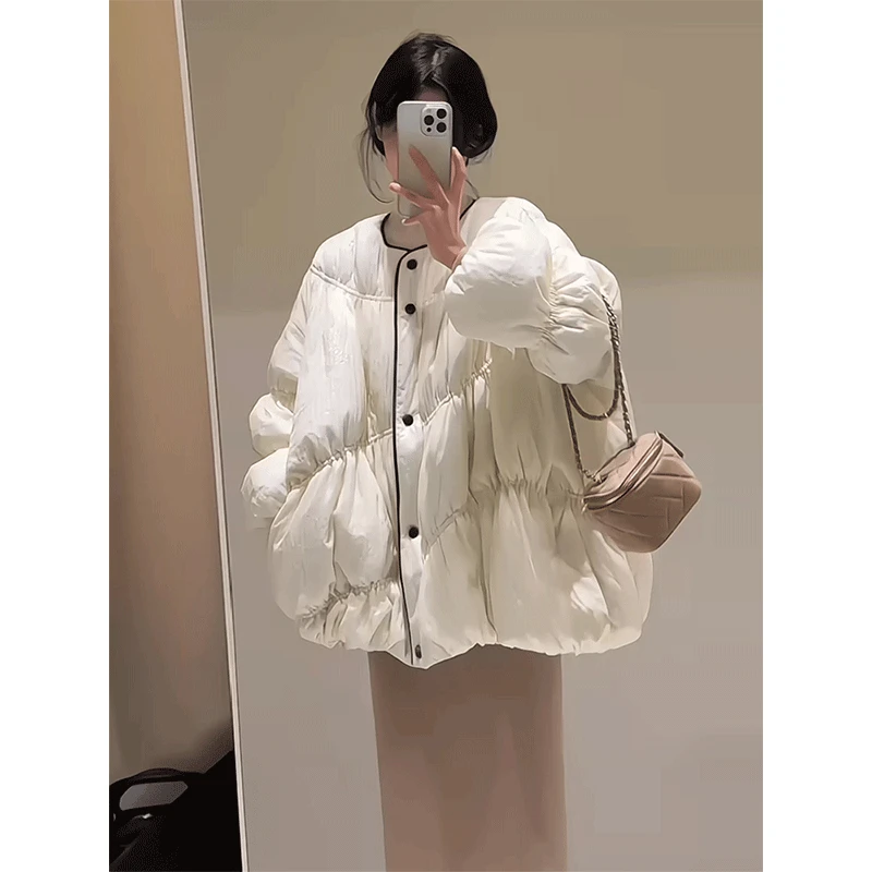 小个子撞色包边圆领羽绒服女2024冬季款设计感宽松压褶白鸭绒外套