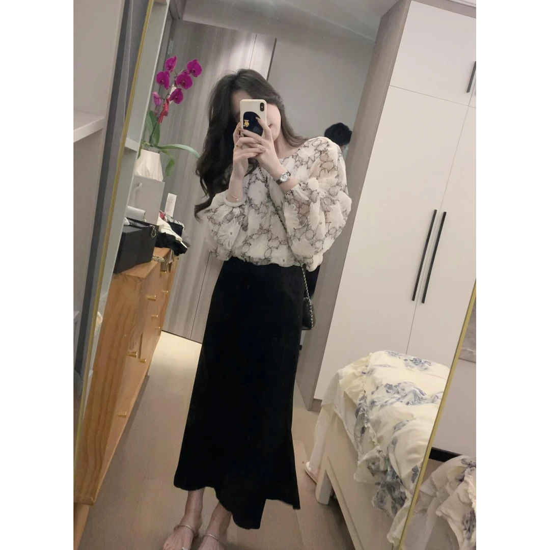 2024新款夏秋季休闲简约气质上衣搭配半身裙裙子显瘦百搭时尚潮流