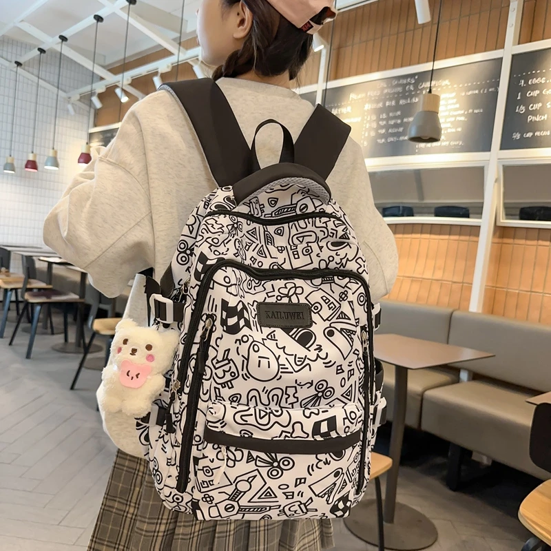 书包女初高中生ins小众原宿涂鸦设计大容量双肩包大学生休闲背包