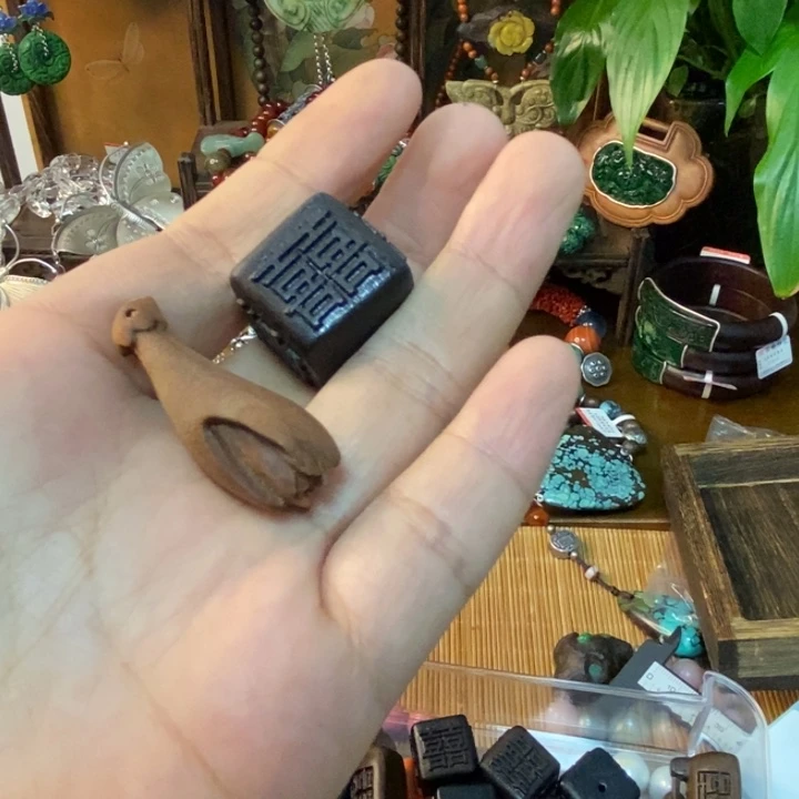 南红玛瑙珠宝半成品合金微*可