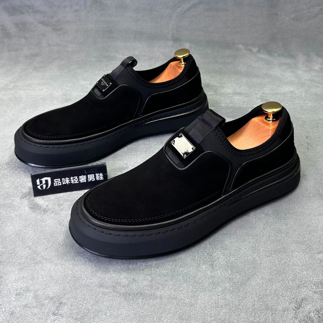 男士商务休闲鞋秋季舒适轻奢时尚百搭透气黑色潮流厚底软底潮鞋