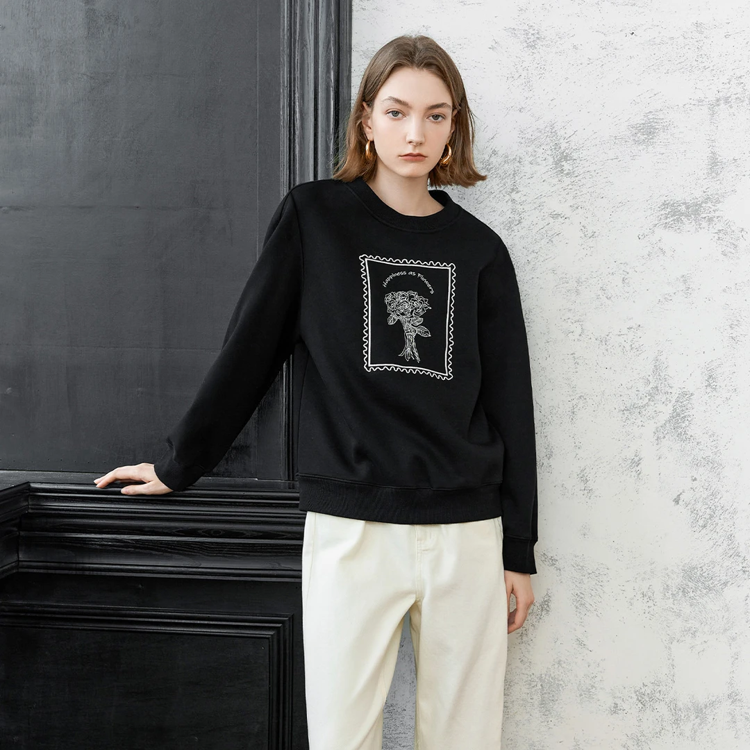 颜域紫色刺绣圆领卫衣大码女装冬季2025新款时尚气质90W240633