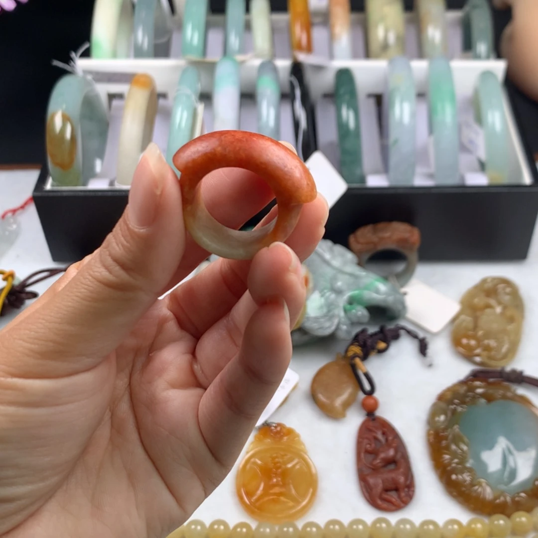 【闪购商品】翡翠戒指未镶嵌垚*