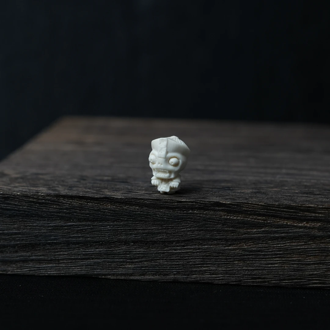 【又之】猛犸牙 小僵尸5A牙芯料雕刻小滴溜配饰约17*11*11（mm）