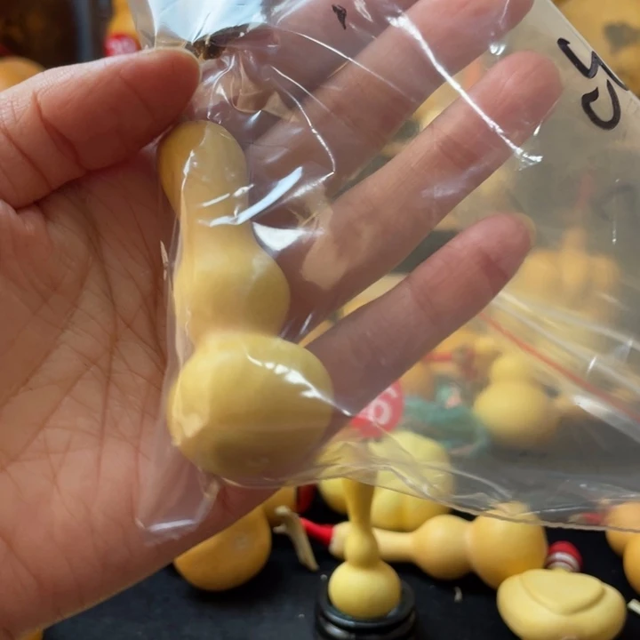 小*鄢文雅葫芦牌型和大型