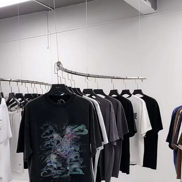 不锈钢拉丝橱窗女装店铺专用吊杆挂衣服陈列道具货架弧形钢丝绳