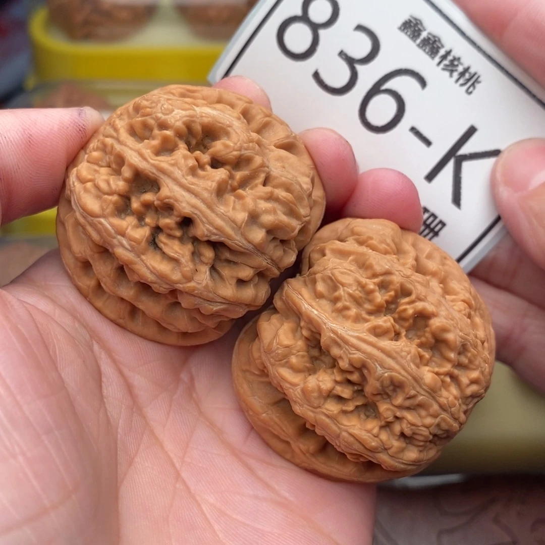 文玩核桃把件粗筋42