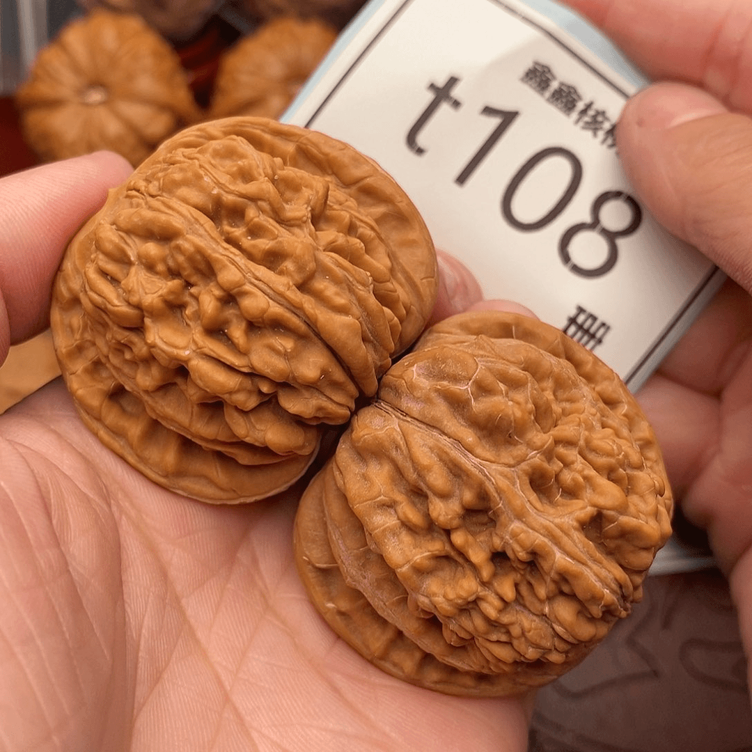 文玩核桃把件山地楼42