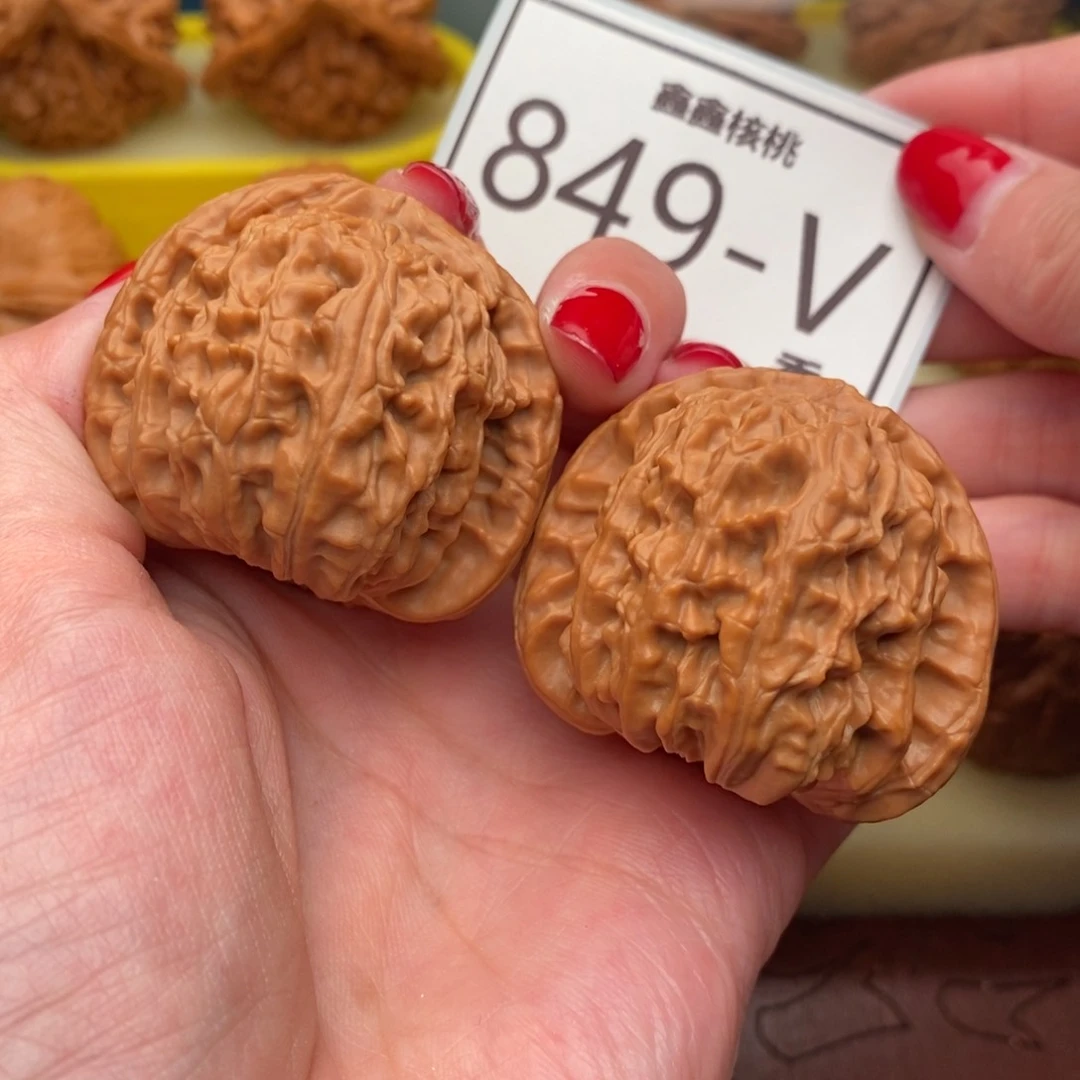 文玩核桃把件白狮42……