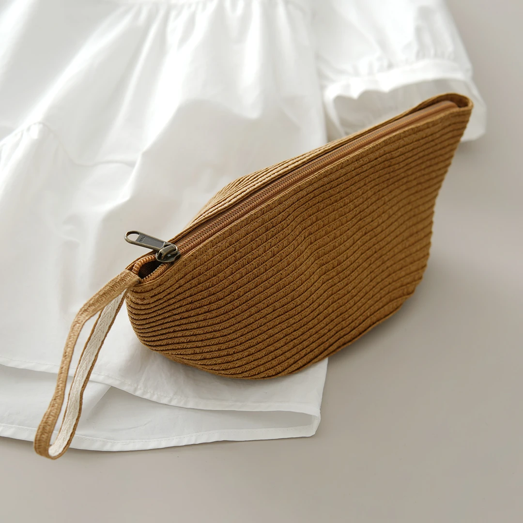 日系 草编手拿包 女士编织小号随手包 YKK古铜立体化妆包  85235