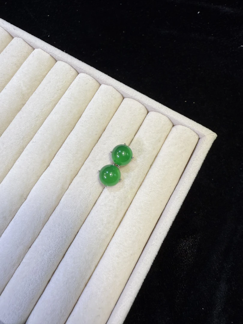 XIYAN/银s925绿玉髓蛋面耳钉