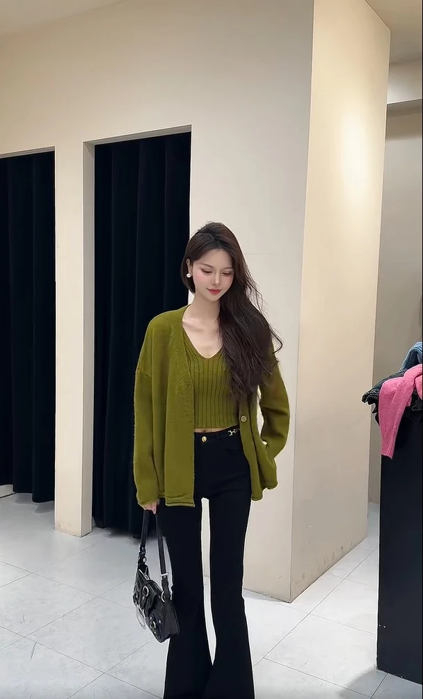 【YiJia】软糯慵懒女秋季2024新款复古针织毛衣外套吊带背心修身裤