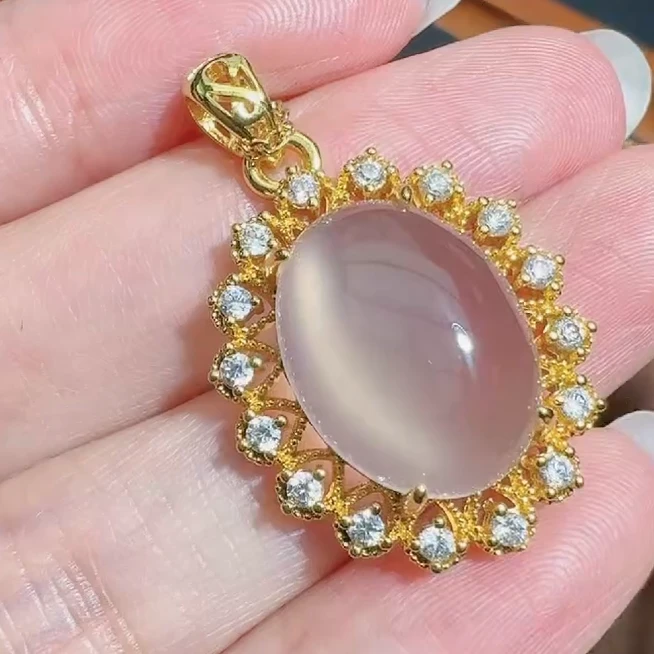 江德洋珠宝ST7237极冰月白玲珑玛瑙蛋面吊坠-配皮绳-送礼佳品