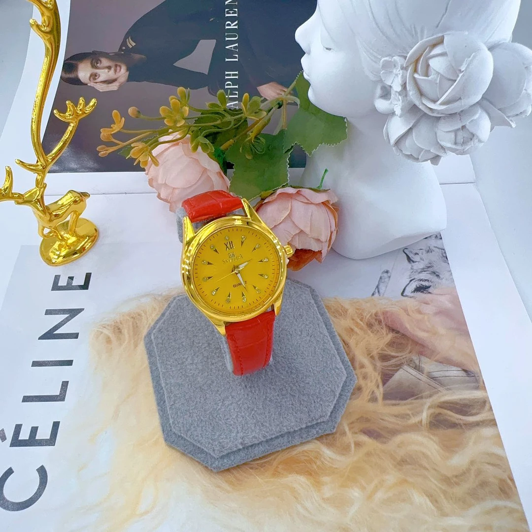 女士时尚皮带手表气质轻奢潮流经典金色中古精美单表女款百搭腕表