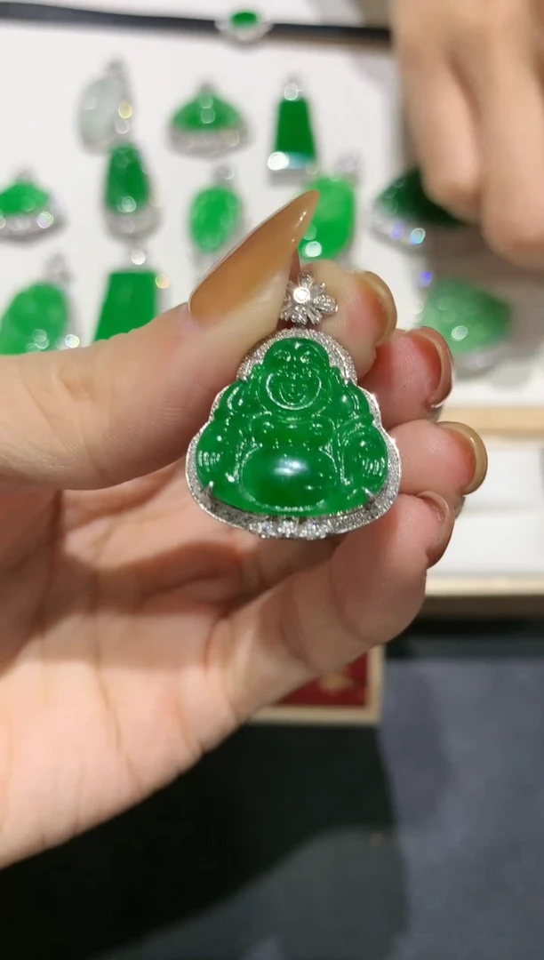 【闪购商品】翡翠吊坠(不含链)18K金镶嵌团购2