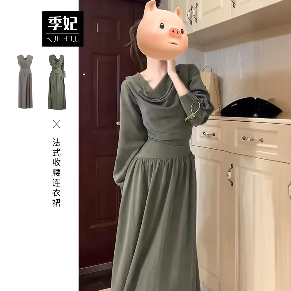 新中式绿色长袖连衣裙子女早初秋2024新款高级感气质收腰a字长裙