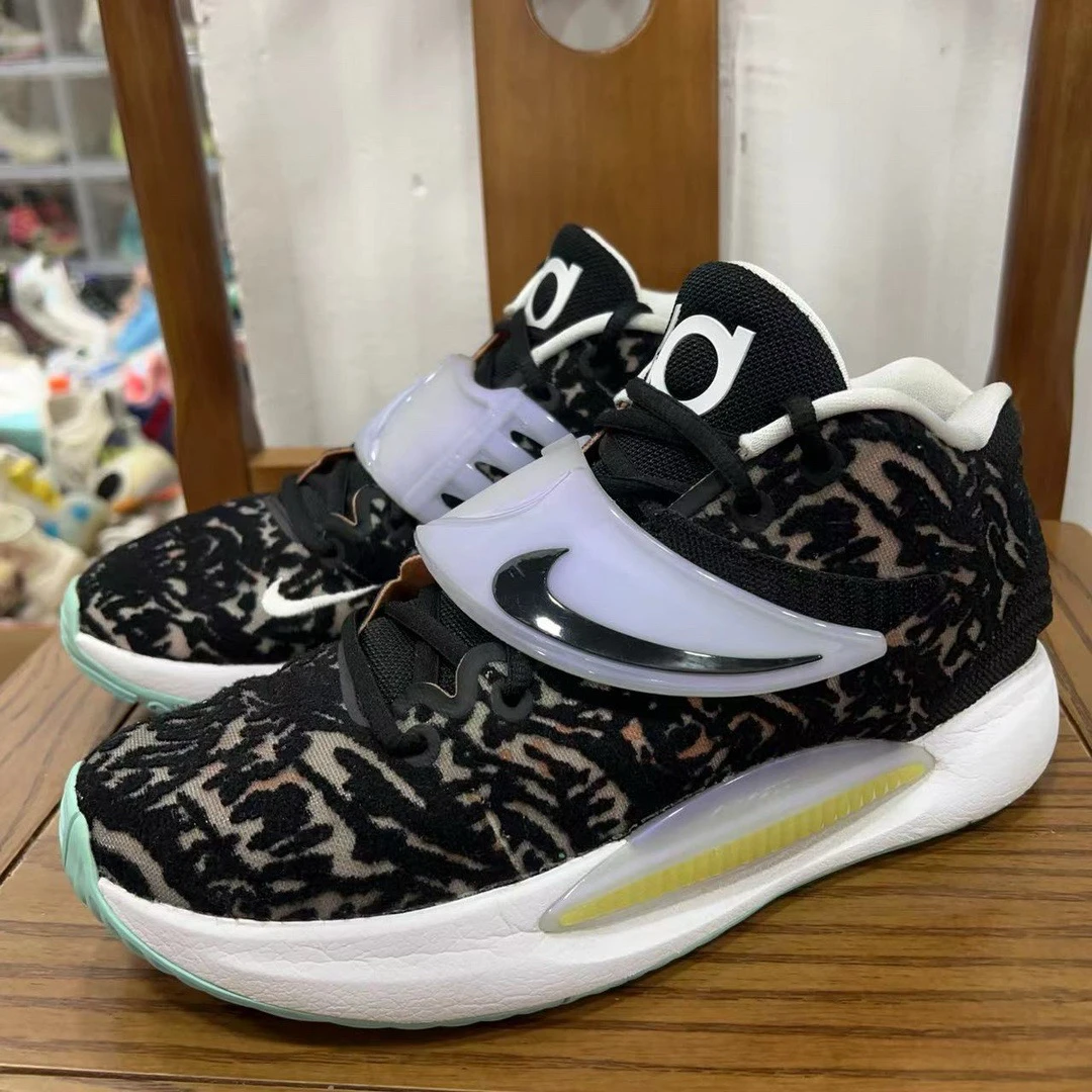 kd14 黑色配色 41码 无盒 鞋面瑕疵
