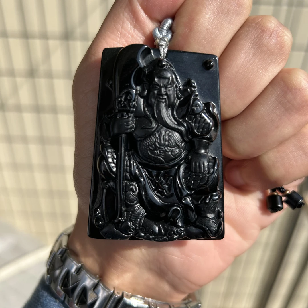 自然光拍摄天然缅甸翡翠高档墨翠关二爷关公黑色玉石挂件车挂吊坠