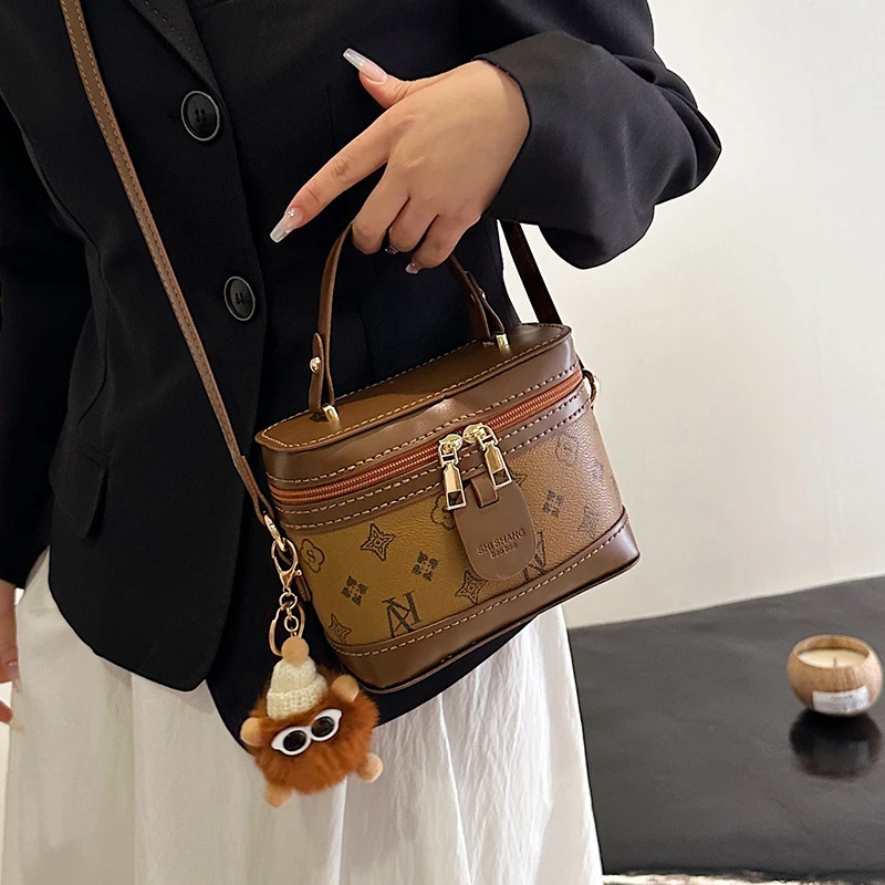 H印花手提水桶包diy材料包亲手自制解闷甜美字母手提包菱格小香风