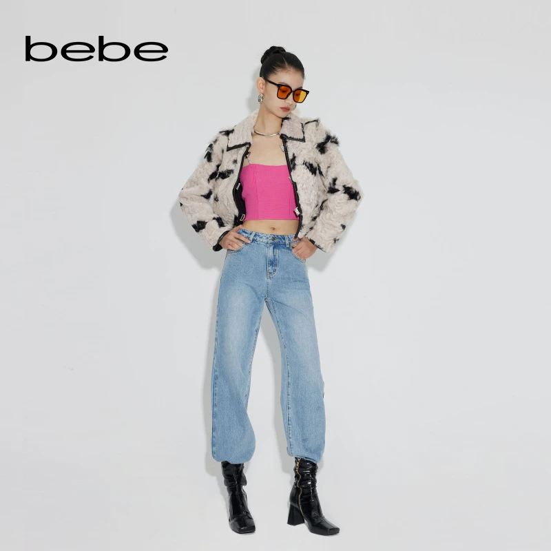 【经典延续】bebe2023早秋镂空珍珠腰链直筒设计感牛仔裤311013
