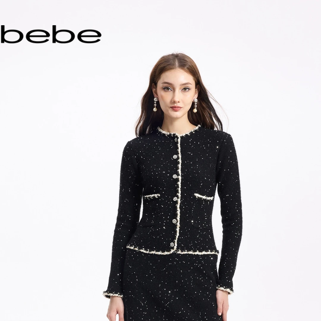 bebe2024秋季新款女士老钱梅花型珠片缀饰针织连衣裙330911