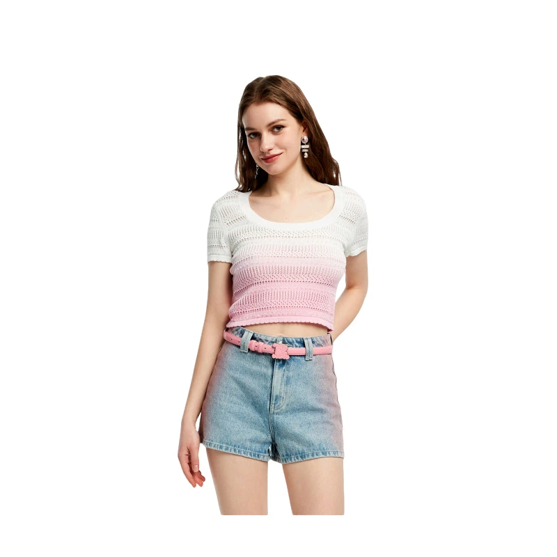 bebe新款女士薄款吊染钉珠短款针织上衣230404