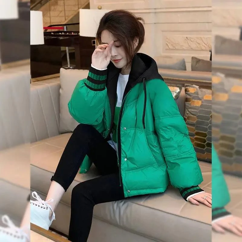 艾莱依绿色短款羽绒羽绒服女连帽拼接加厚保暖时尚上衣冬装新户外