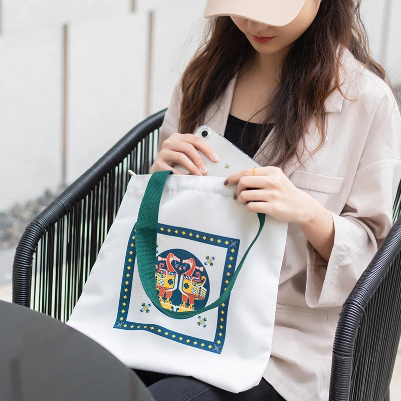新疆文创博物馆馆藏纹样手提袋单肩帆布包创意民族风女生日礼物品